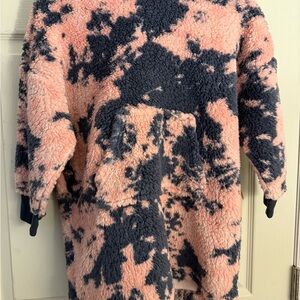 Pink and Grat Tie-Dye Sherpa Pullover by Wonder Nation size 4-5
